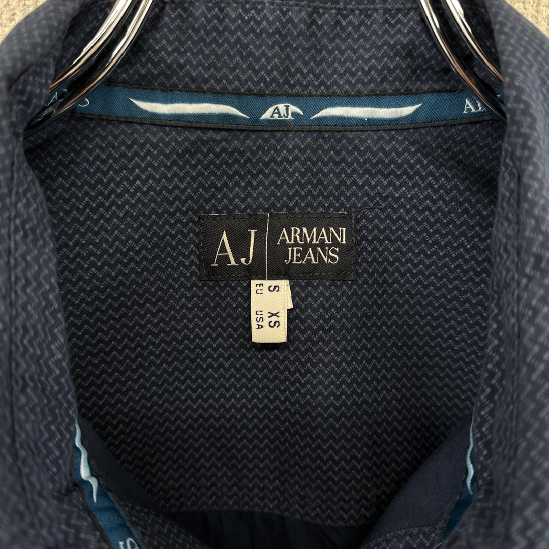 ARMANI JEANS アルマーニ ジーンズ 長袖シャツ 総柄 コットン ネイビー サイズS ヴィンテージ 衣A 6 メンズのトップス(シャツ)の商品写真