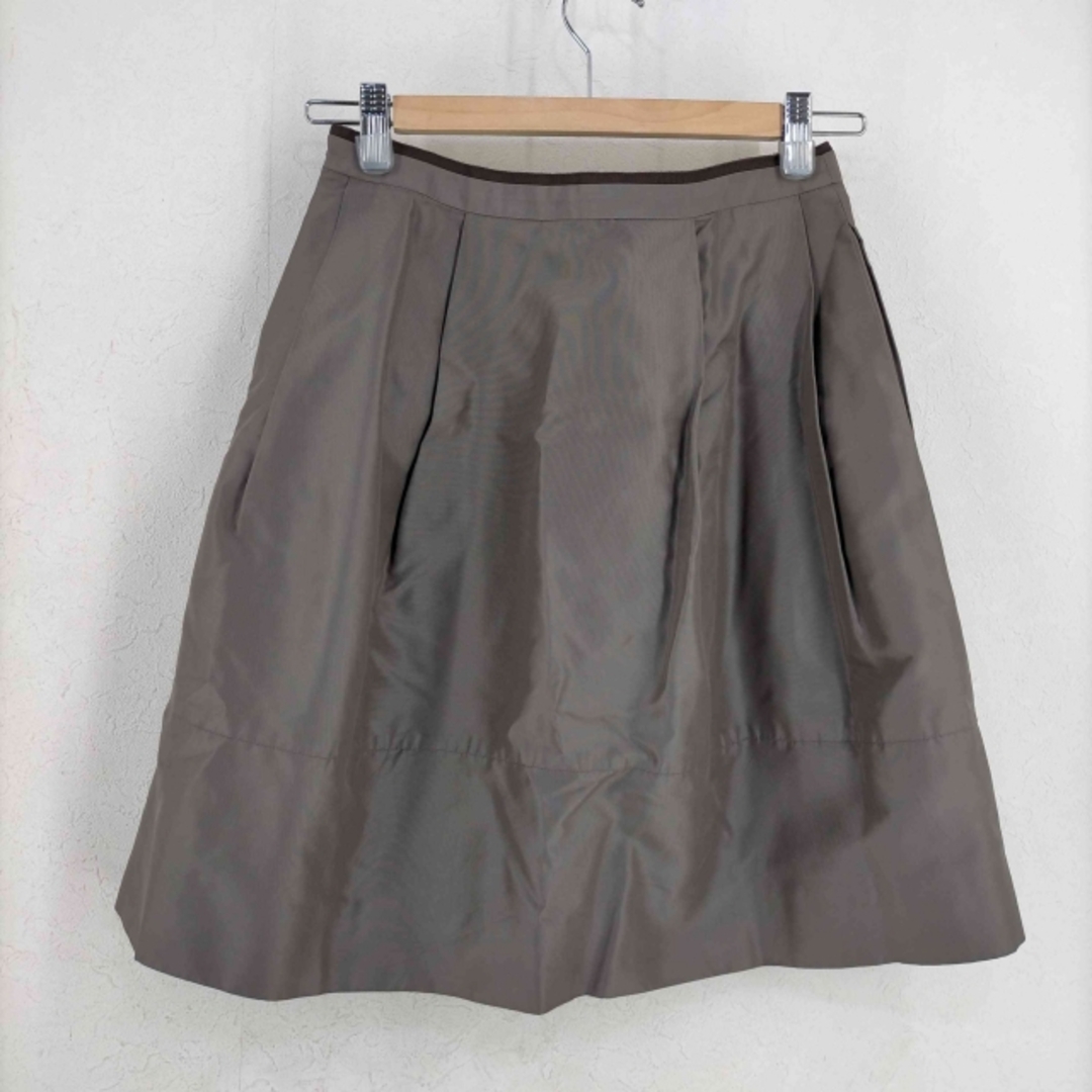 FOXEY(フォクシー)のFOXEY(フォクシー) ベルフラワー フレアスカート ひざ丈 シルク タック  レディースのスカート(その他)の商品写真