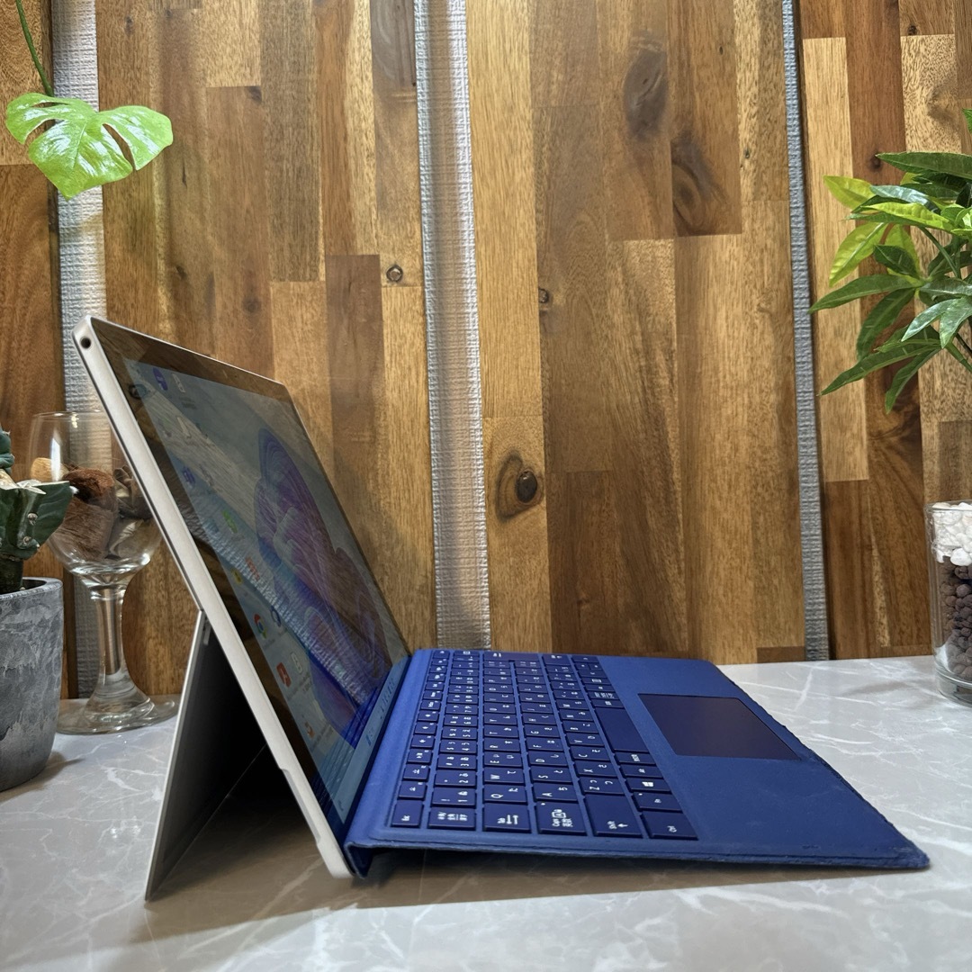 Microsoft(マイクロソフト)のSurface Pro 6 ☘️SSD256GB☘️i5第8世代☘️メモリ8GB スマホ/家電/カメラのPC/タブレット(ノートPC)の商品写真