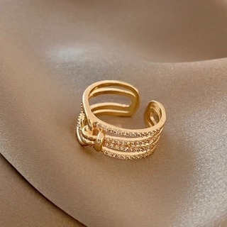 【大人気】フリーサイズ 指輪 ゴールド ジルコニア リボン プレゼント リング(リング(指輪))