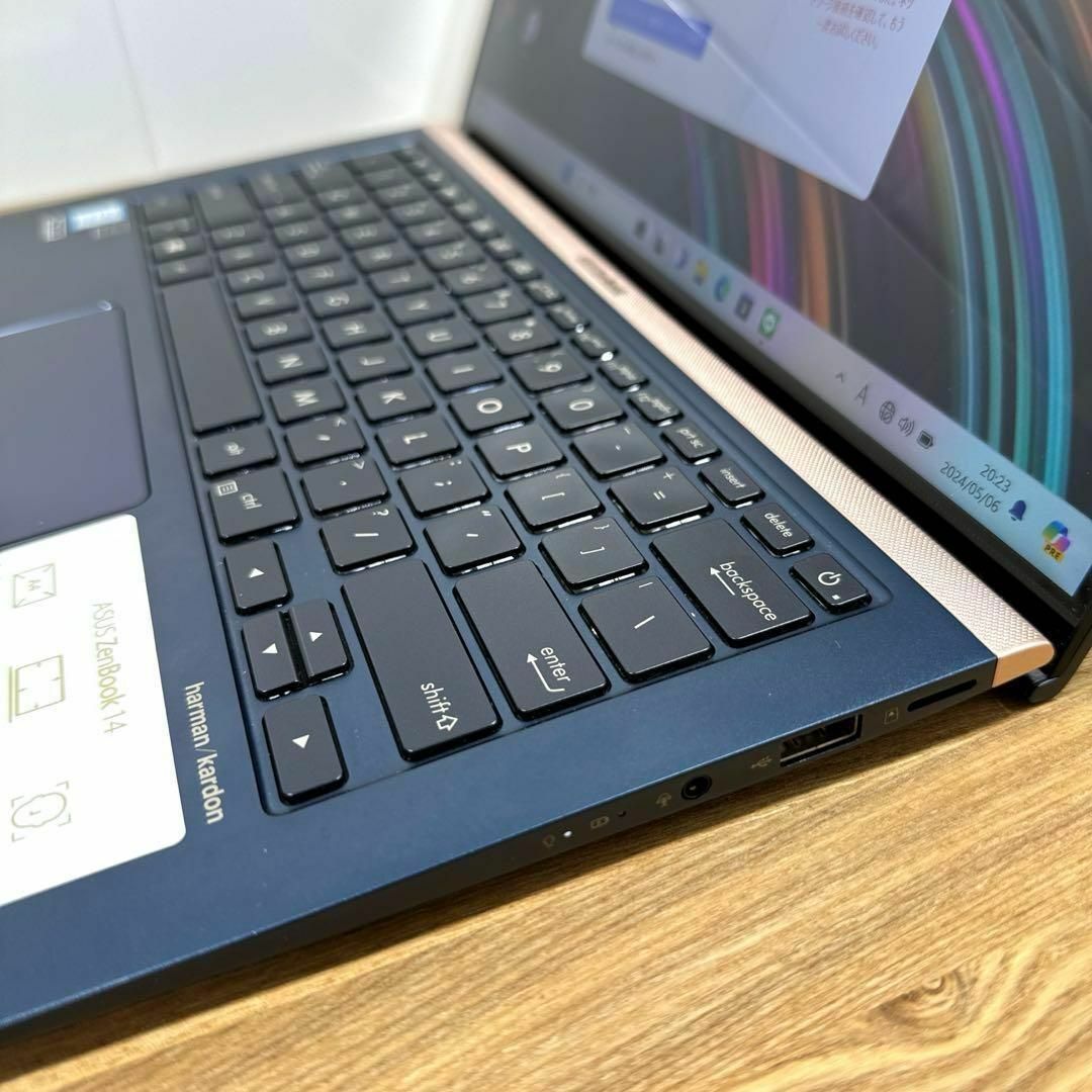 ASUS(エイスース)の【2019年製】ZenbookUX433☘8世代i5☘️NVMeSSD512GB スマホ/家電/カメラのPC/タブレット(ノートPC)の商品写真