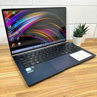 エイスース(ASUS)の【2019年製】ZenbookUX433☘8世代i5☘️NVMeSSD512GB(ノートPC)