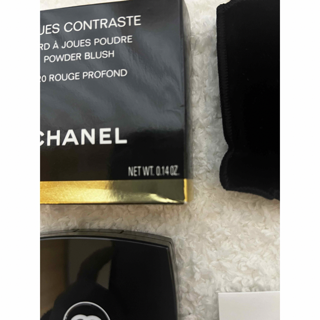 CHANEL(シャネル)のCHANEL ジュ　コントゥラスト 320 ルージュ　プロフォン コスメ/美容のベースメイク/化粧品(チーク)の商品写真