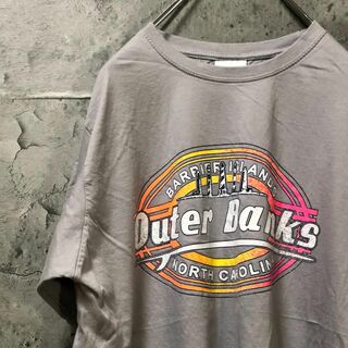 OUTER BANKS バックプリント 灯台 Tシャツ(Tシャツ/カットソー(半袖/袖なし))
