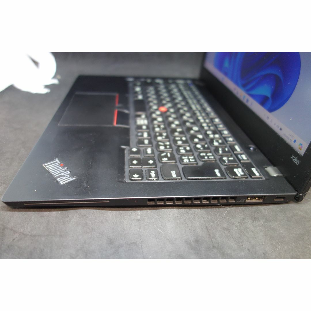 Lenovo(レノボ)の377）レノボThinkPad X280　/i5 8350U/8GB/256GB スマホ/家電/カメラのPC/タブレット(ノートPC)の商品写真