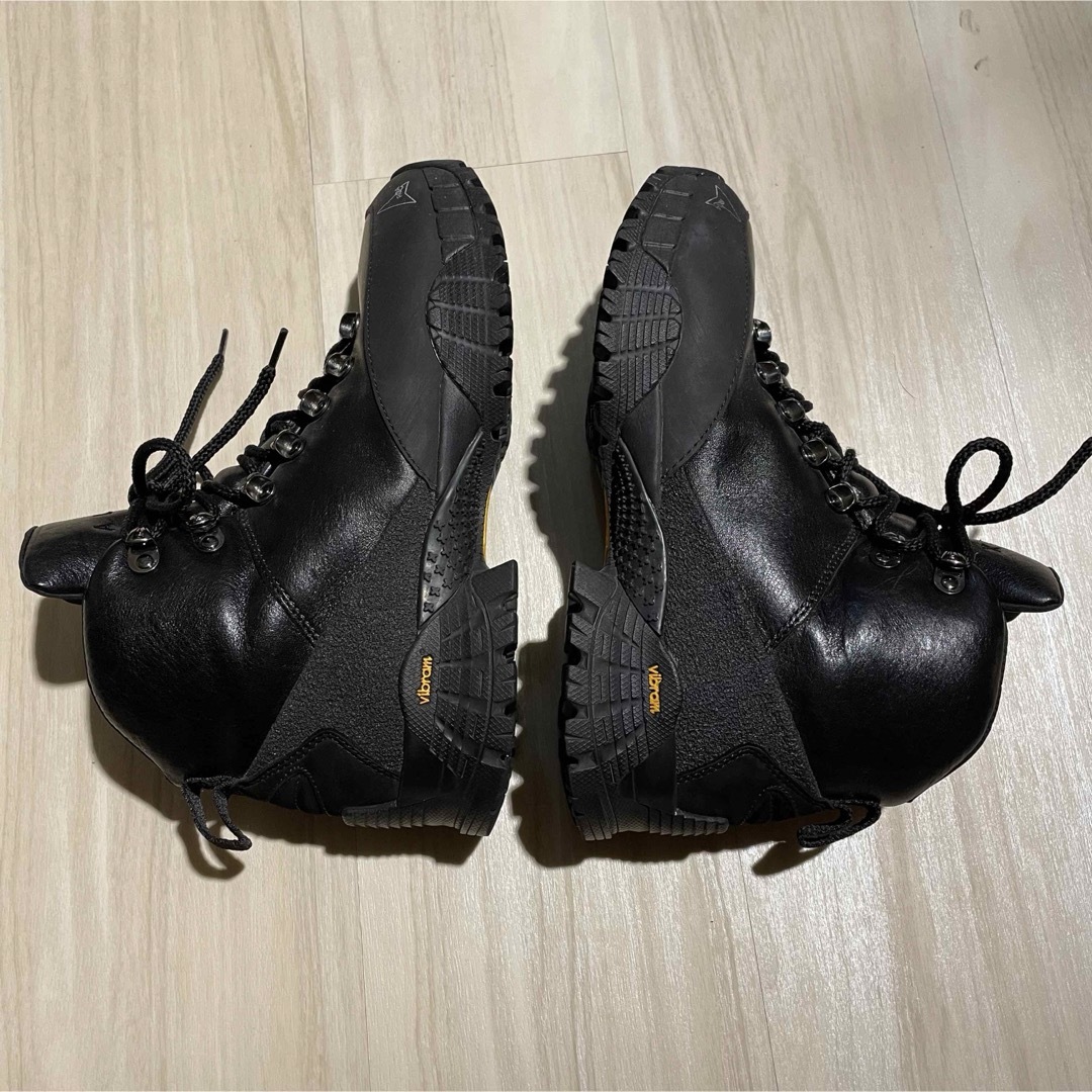 ARC'TERYX(アークテリクス)の2017 ROA HIKING ALYX ロア　アリクス　leather メンズの靴/シューズ(スニーカー)の商品写真