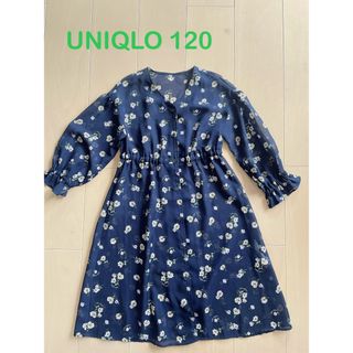 ユニクロ(UNIQLO)のUNIQLO シースルーネイビー花柄ワンピ　120(ワンピース)