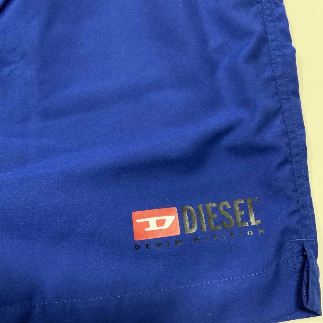 DIESEL(ディーゼル)の洗練されたデザイン DIESEL BMBX-VISPER-41 SHORTSXL メンズの水着/浴衣(水着)の商品写真