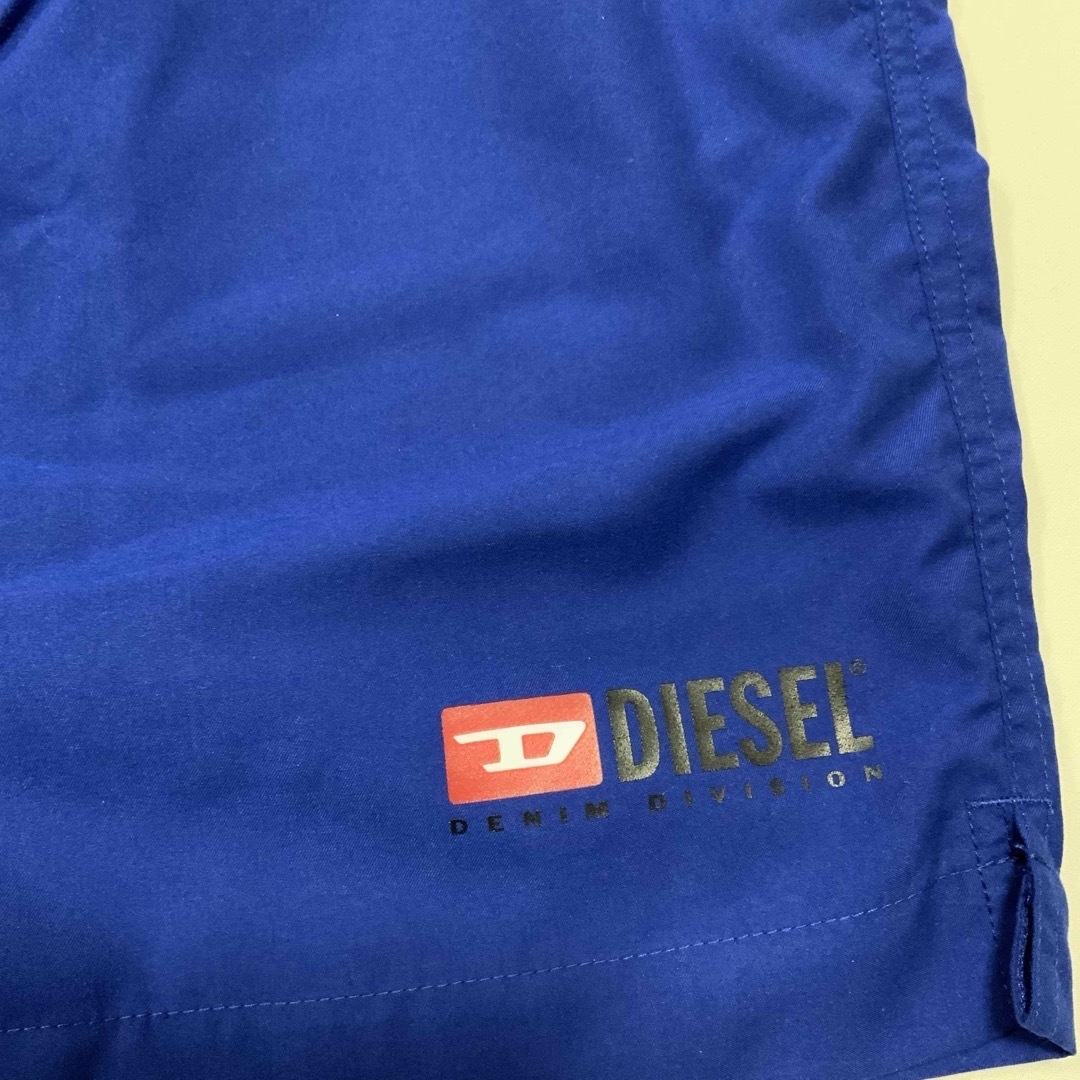 DIESEL(ディーゼル)の洗練されたデザイン DIESEL BMBX-VISPER-41 SHORTS メンズの水着/浴衣(水着)の商品写真