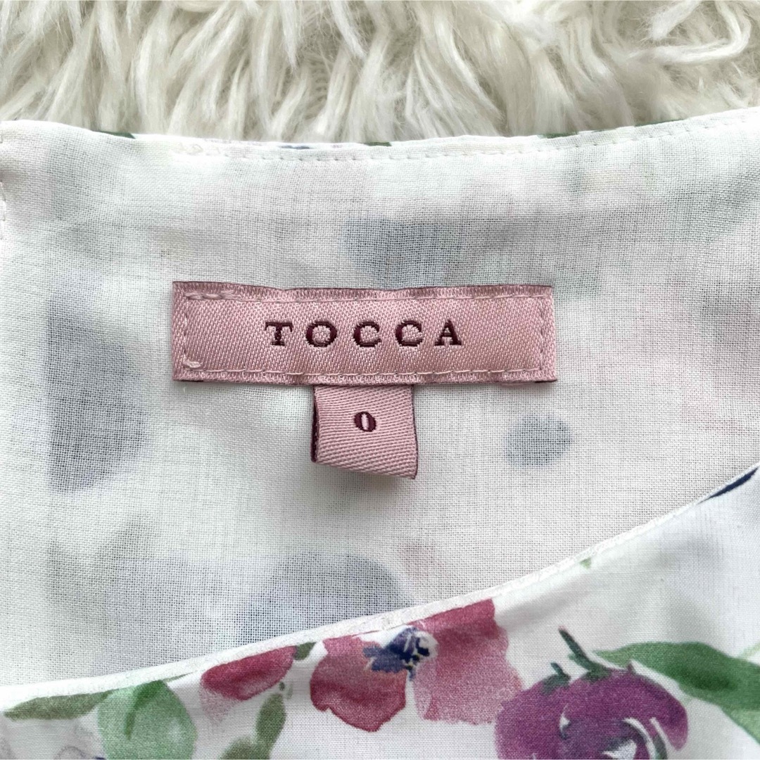 TOCCA(トッカ)の【極美品】トッカ　ROSEBUD　ドレス　花柄ワンピース　ウエストマーク レディースのワンピース(ひざ丈ワンピース)の商品写真