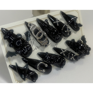 SHEIN(シーイン)のネイルチップ 量産型 悪魔 地雷系 メンヘラ クマ No.188 コスメ/美容のネイル(つけ爪/ネイルチップ)の商品写真