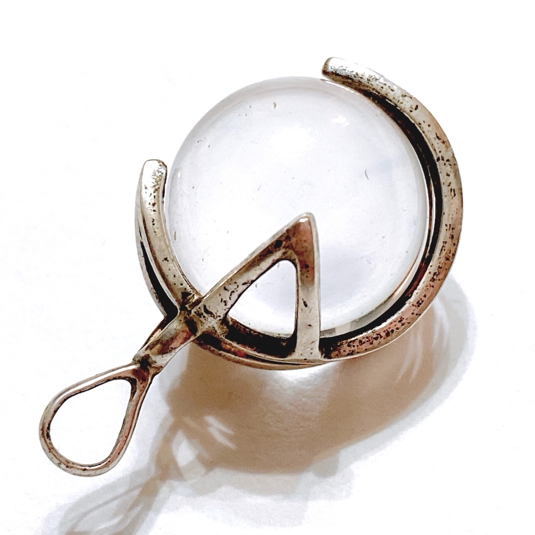 球体本水晶　シルバー925　ペンダントトップ  ネックレス　パワーストーン レディースのアクセサリー(ネックレス)の商品写真