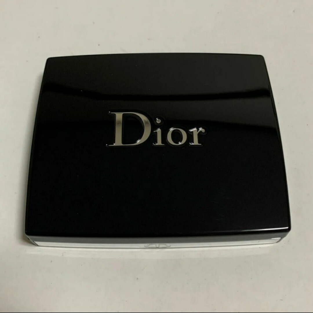 Dior(ディオール)のディオール　サンククルールクチュール　779 アイシャドウ コスメ/美容のベースメイク/化粧品(アイシャドウ)の商品写真