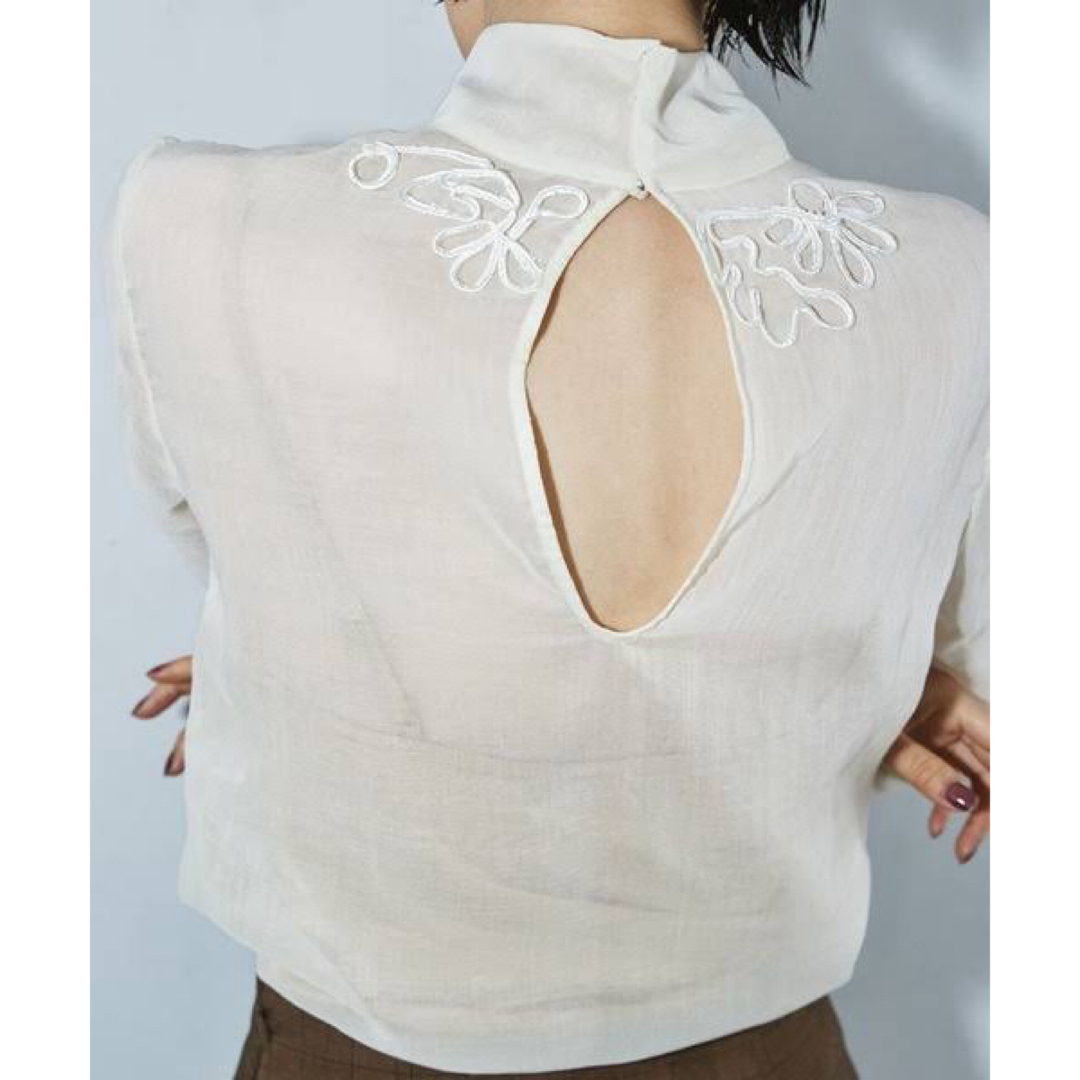 TODAYFUL(トゥデイフル)の値下げ　美品　Sheer Embroidery Blouse レディースのトップス(シャツ/ブラウス(長袖/七分))の商品写真