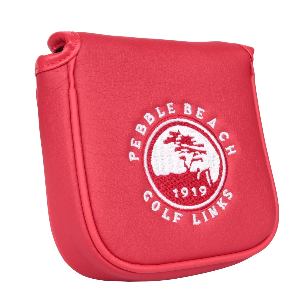 高級感 新品 PEBBLE BEACH スクエア型　パターカバー レッド スポーツ/アウトドアのゴルフ(その他)の商品写真