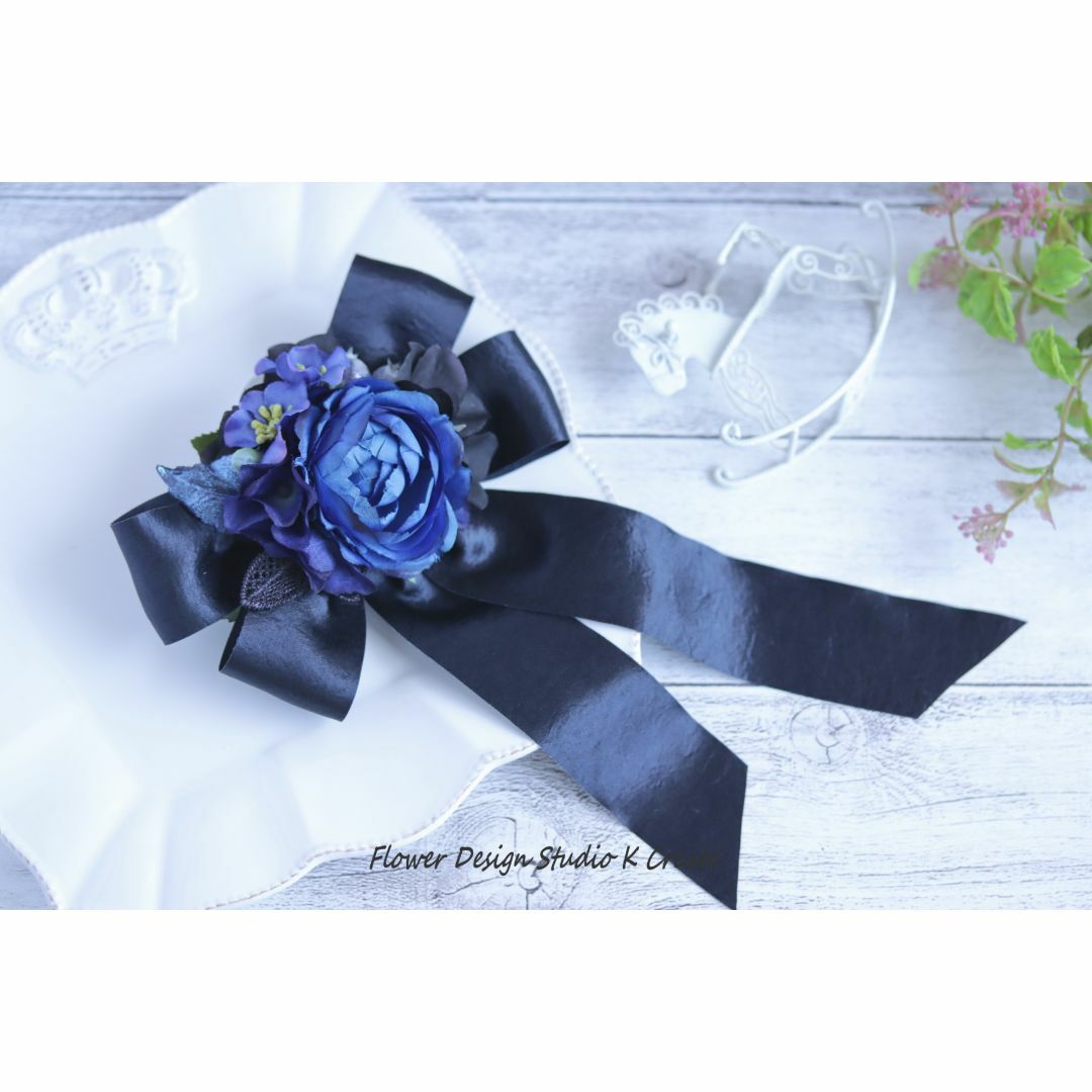 青い薔薇と紫陽花のリボンヘアクリップ　紺　青　成人式　卒業袴　ゴシック　髪飾り　 レディースのヘアアクセサリー(バレッタ/ヘアクリップ)の商品写真