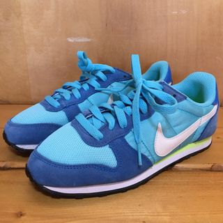 ナイキ(NIKE)の新品 22.5 NIKE GENICCO ジニコ スニーカー (スニーカー)