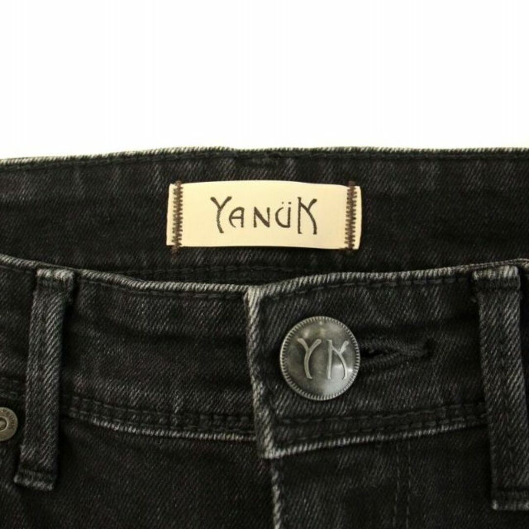 YANUK(ヤヌーク)のヤヌーク IENA別注 セミフレアデニムパンツ ジーンズ カットオフ 23 黒 レディースのパンツ(デニム/ジーンズ)の商品写真