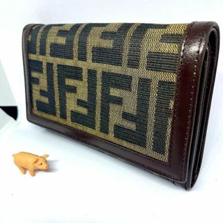 フェンディ(FENDI)の【フェンディ/極美品】二つ折り財布【ズッカ/FF/刻印/レザー/小銭入れ/札入れ(財布)