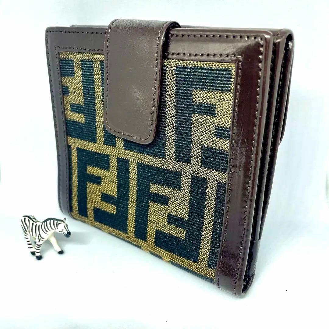 FENDI(フェンディ)の【フェンディ/極美品】二つ折り財布【ズッカ/FF/刻印/レザー/小銭入/札入れ】 レディースのファッション小物(財布)の商品写真