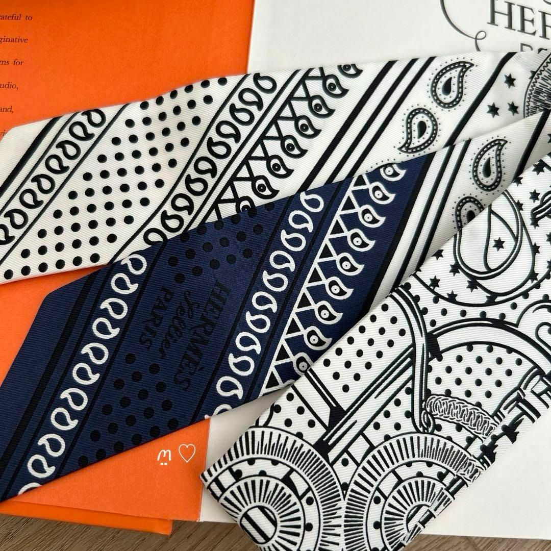 Hermes(エルメス)の新作　HERMESエルメス　ツイリー　エプロンドールバンダナ　シルクスカーフ レディースのファッション小物(バンダナ/スカーフ)の商品写真