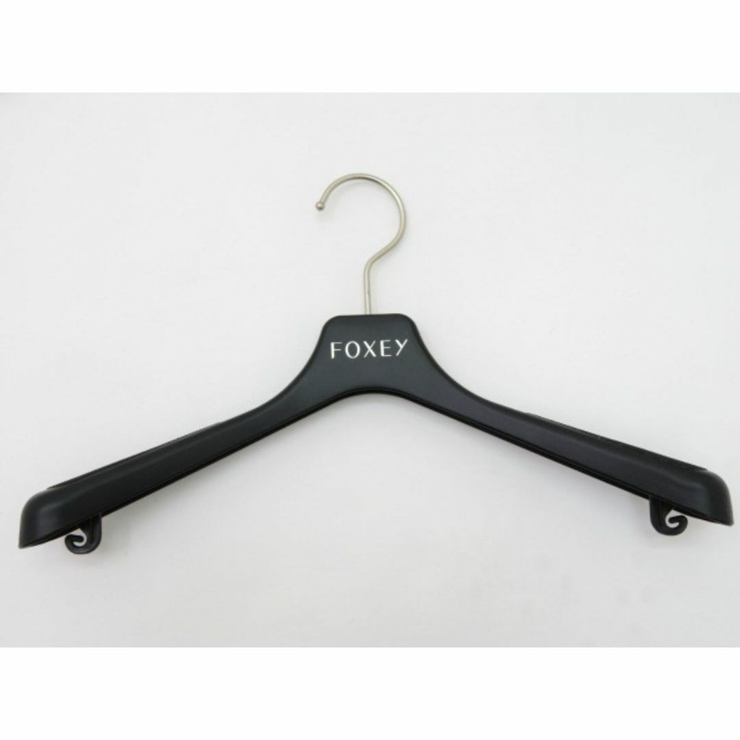 FOXEY(フォクシー)のFOXEY フォクシーハンガー　5本セット　非売品 レディースのファッション小物(その他)の商品写真
