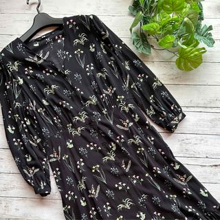 ユニクロ(UNIQLO)のUNIQLO☆花柄ワンピース　キャミソール付き(ロングワンピース/マキシワンピース)