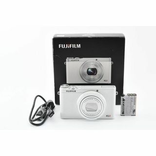 フジフイルム(富士フイルム)の✨美品✨FUJIFILM XQ2 ホワイト コンパクトデジタルカメラ(コンパクトデジタルカメラ)