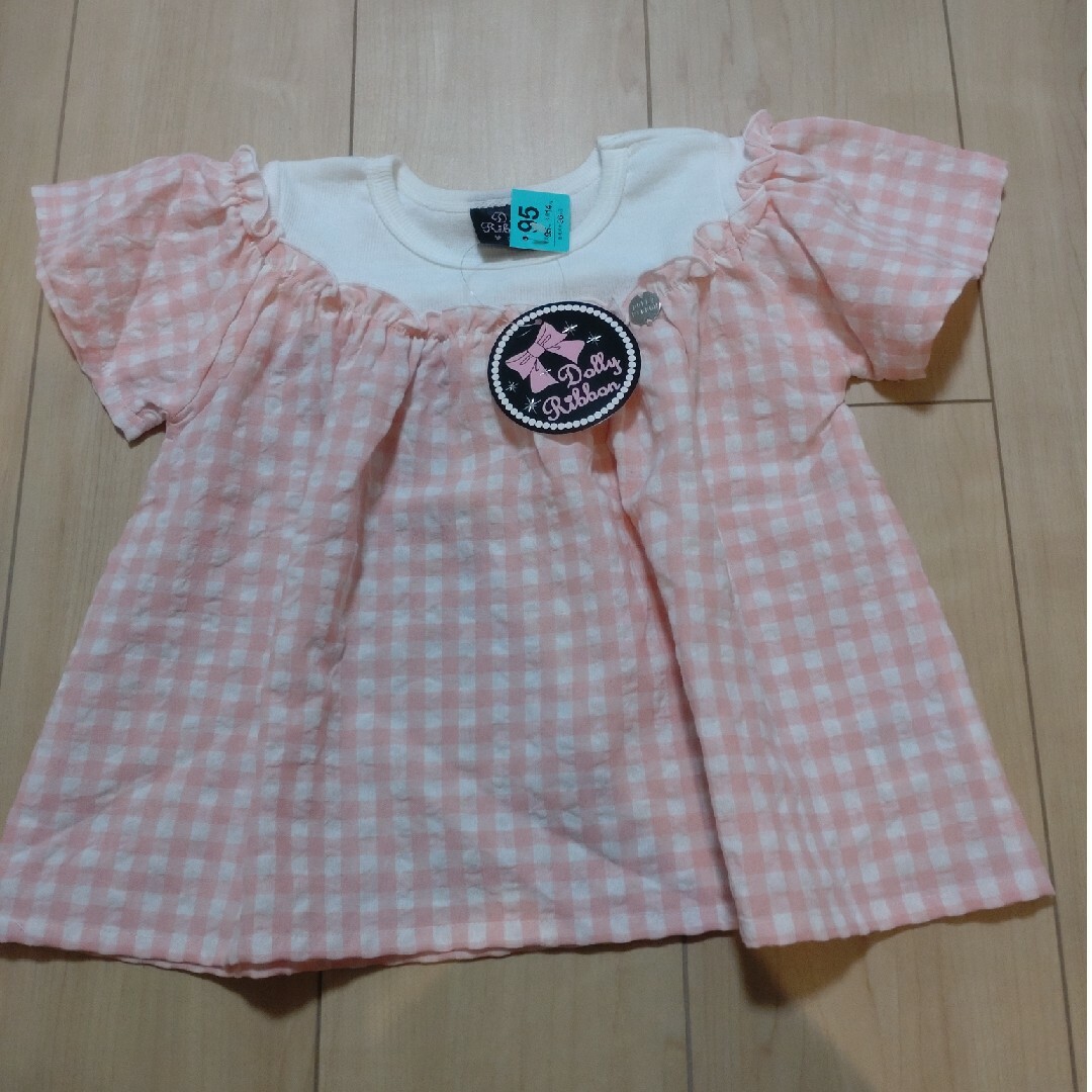 ドーリーリボン　トップス キッズ/ベビー/マタニティのキッズ服女の子用(90cm~)(Tシャツ/カットソー)の商品写真