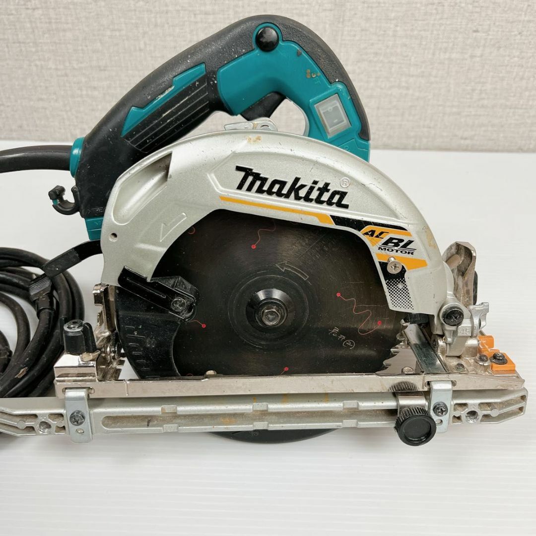 MAKITA マキタ 165mm 電子造作用精密マルノコ HS6403 スポーツ/アウトドアの自転車(工具/メンテナンス)の商品写真