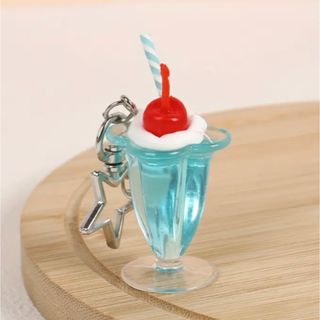 ミニチュア　クリームソーダ　キーホルダー　チャーム　食品サンプル　かわいい　夏(キーホルダー)