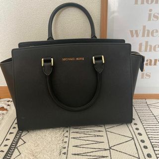 マイケルコース(Michael Kors)の【極美品】✨マイケルコース バッグ ブラック サフィアーノ(ハンドバッグ)