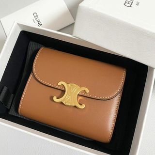 セリーヌ(celine)のCELINE / トリオンフ スモールウォレット タン(財布)