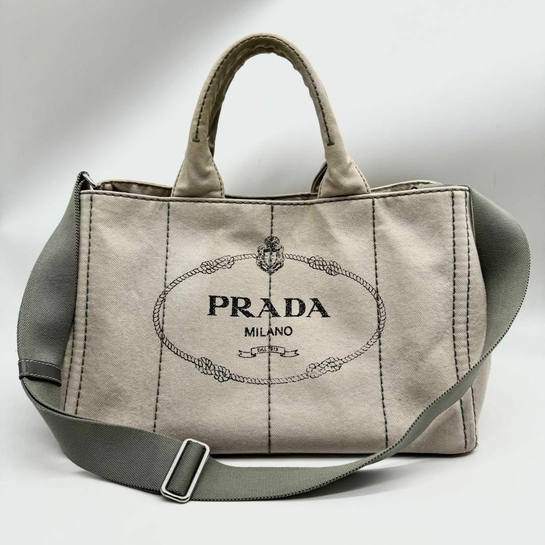 PRADA(プラダ)の【正規品✨】プラダ カナパ 2way ハンドバッグ ショルダーバッグ グレー M レディースのバッグ(ハンドバッグ)の商品写真