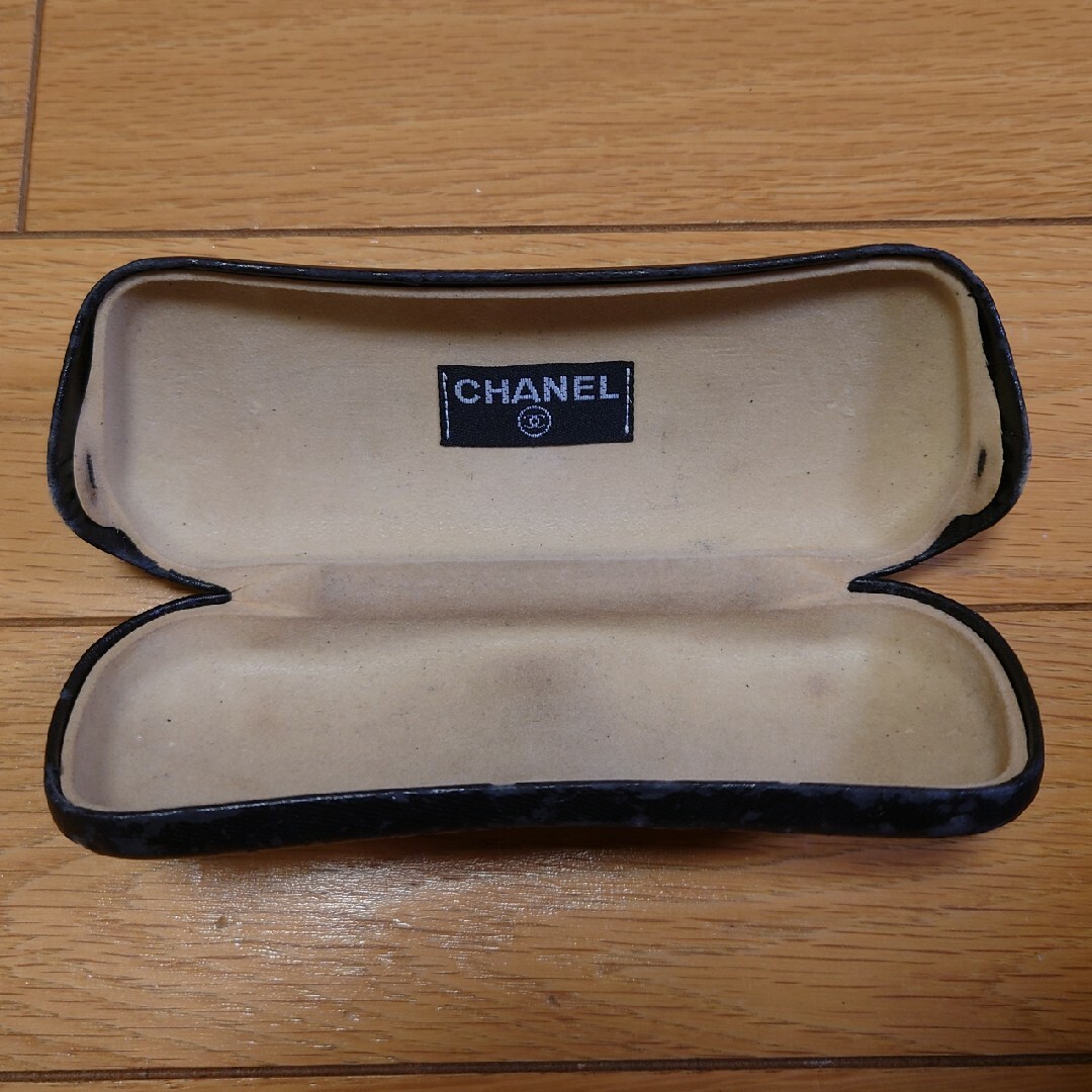 CHANEL(シャネル)のシャネル　CHANEL　メガネケース レディースのファッション小物(サングラス/メガネ)の商品写真