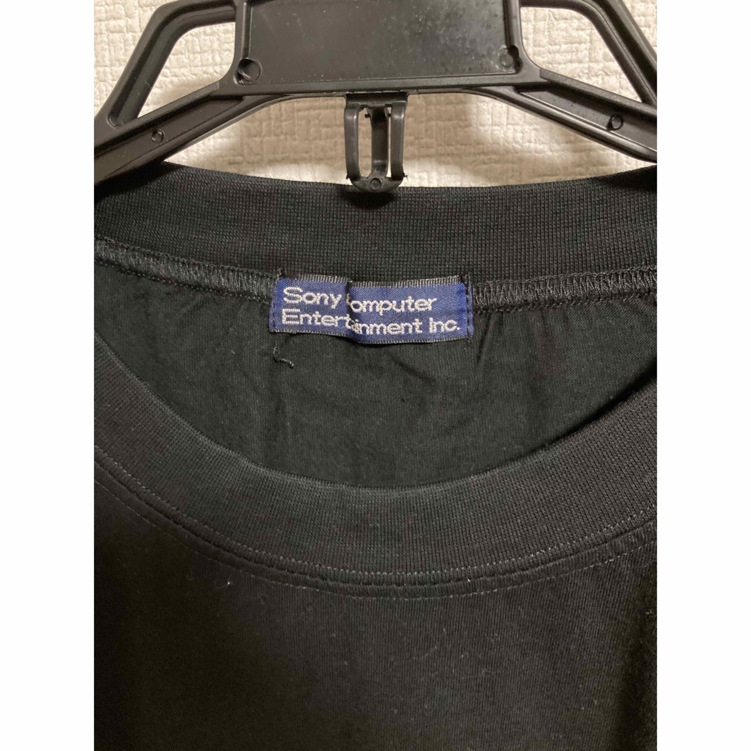 プレイステーション メンズ ヴィンテージ コットンシャツF ロゴプリント黒 メンズのトップス(Tシャツ/カットソー(半袖/袖なし))の商品写真