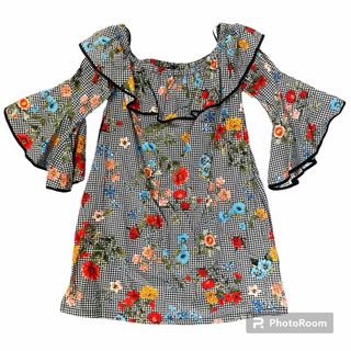 ザラ(ZARA)の美品　ザラ　ギンガムチェック　花柄　ミニワンピース　オフショル　M(ミニワンピース)