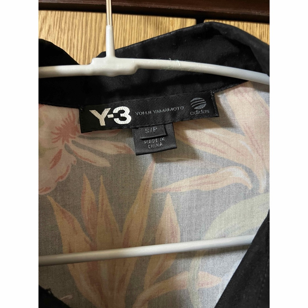 Y-3(ワイスリー)のy-3 柄シャツ　アロハシャツadidas yohji yamamoto メンズのトップス(シャツ)の商品写真