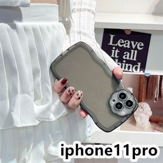 iphone11proケース　透明　波型花 耐衝撃ブラック448(iPhoneケース)