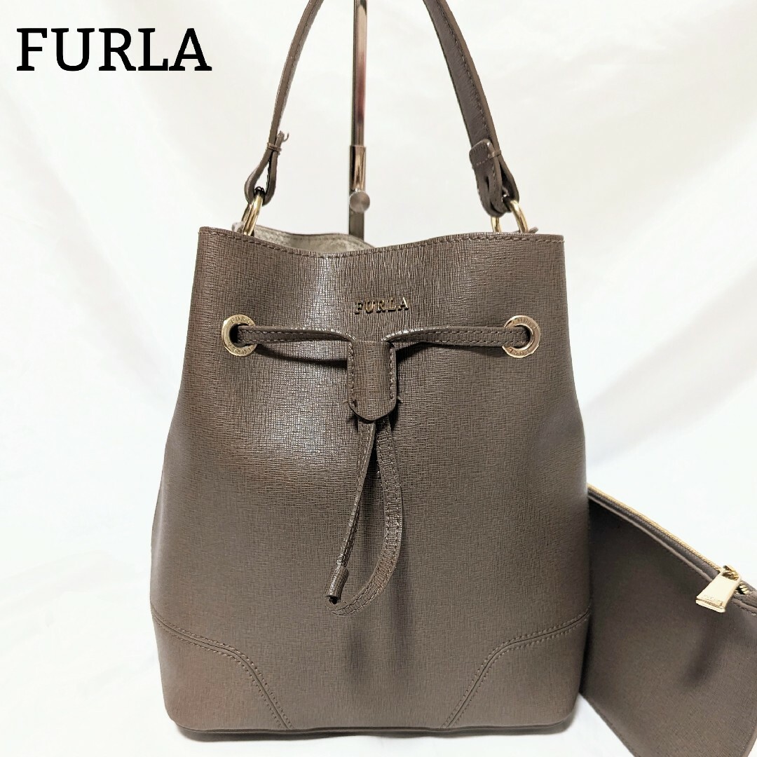 Furla(フルラ)の極美品 フルラ ステイシー 2wayショルダーバッグ 巾着 レザー グレージュ レディースのバッグ(ショルダーバッグ)の商品写真