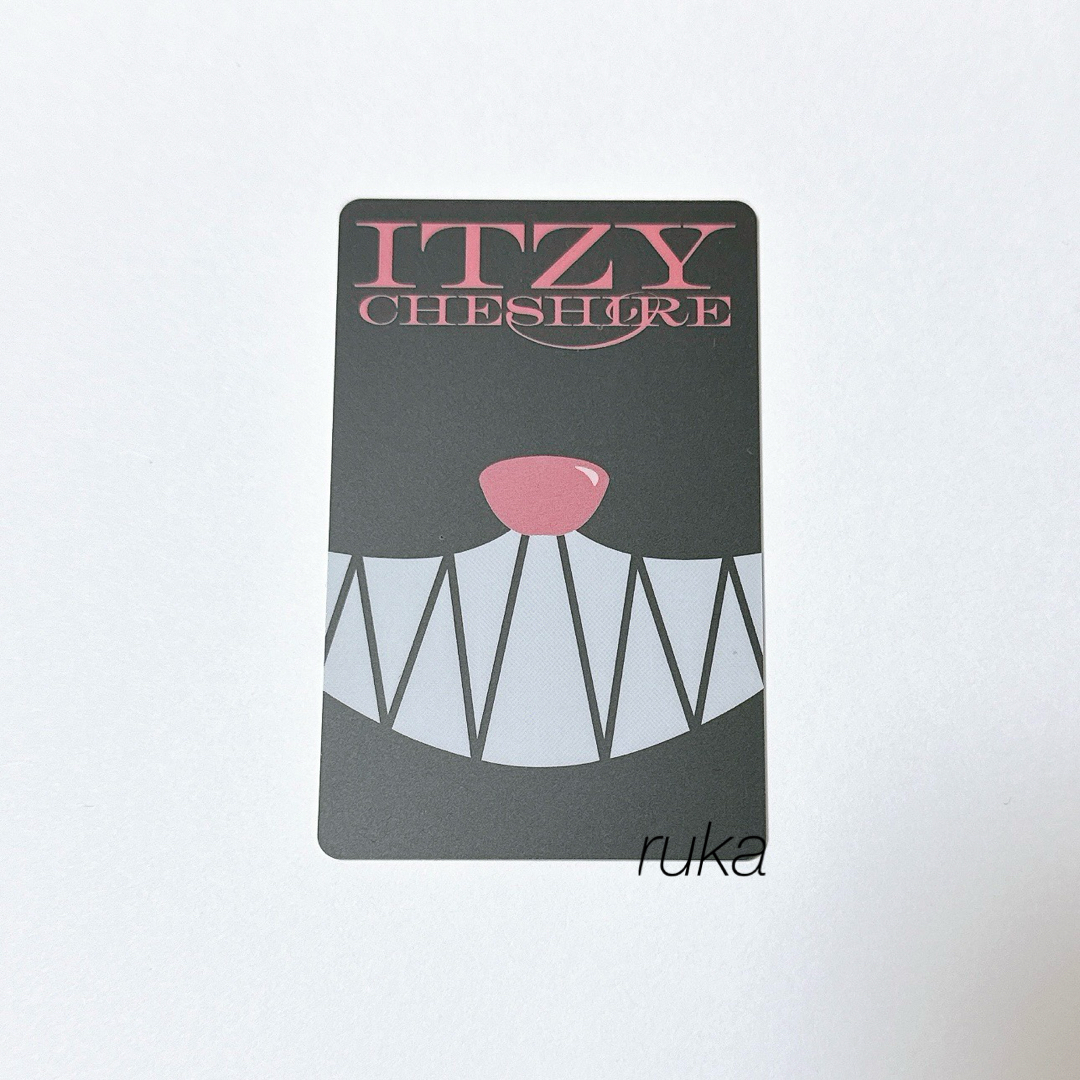 ITZY(イッチ)のitzy リュジン トレカ CHESHIRE soundwave ラキドロ エンタメ/ホビーのCD(K-POP/アジア)の商品写真