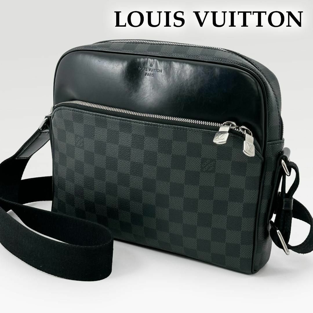 LOUIS VUITTON(ルイヴィトン)の★美品★ルイヴィトン ショルダーバッグ デイトンPM ダミエグラフィット 黒 メンズのバッグ(ショルダーバッグ)の商品写真