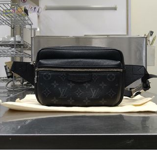 ルイヴィトン(LOUIS VUITTON)のLOUIS VUITTON ルイ・ヴィトン バムバックアウトドア(ウエストポーチ)