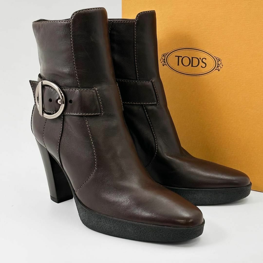 TOD'S(トッズ)の★極美品★トッズ ショートブーツ ベルト バックル サイドファスナー こげ茶 レディースの靴/シューズ(ブーツ)の商品写真