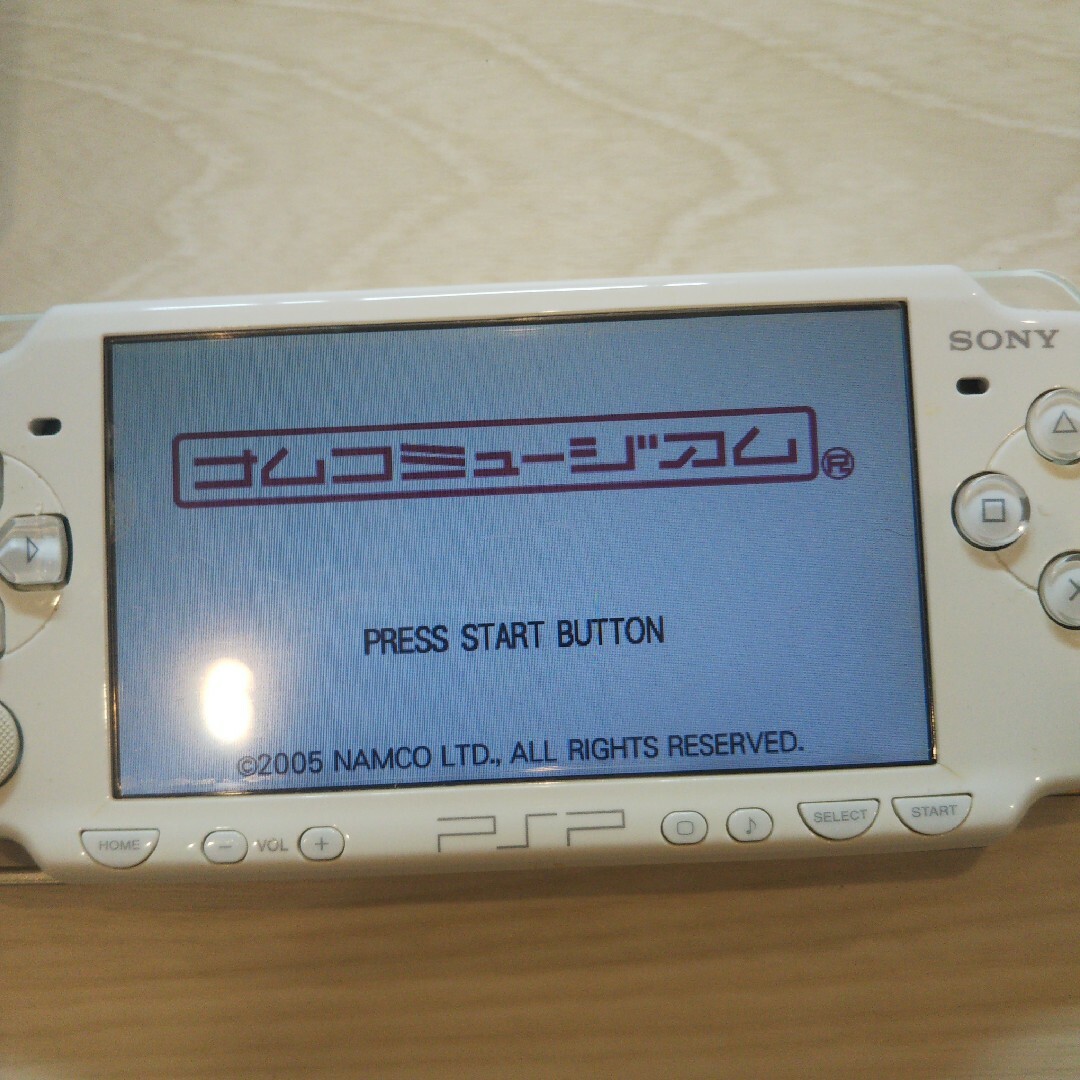 美品⭐️ナムコミュージアム psp 動作確認済み！アルコール除菌済み！ エンタメ/ホビーのゲームソフト/ゲーム機本体(携帯用ゲームソフト)の商品写真