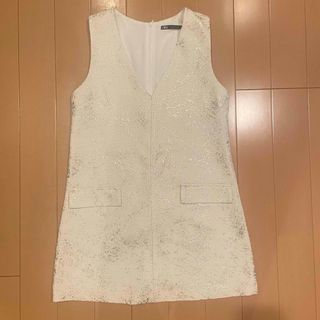 ザラ(ZARA)のSサイズ　ZARA ショートフォイルショートワンピース　2642633(ミニワンピース)