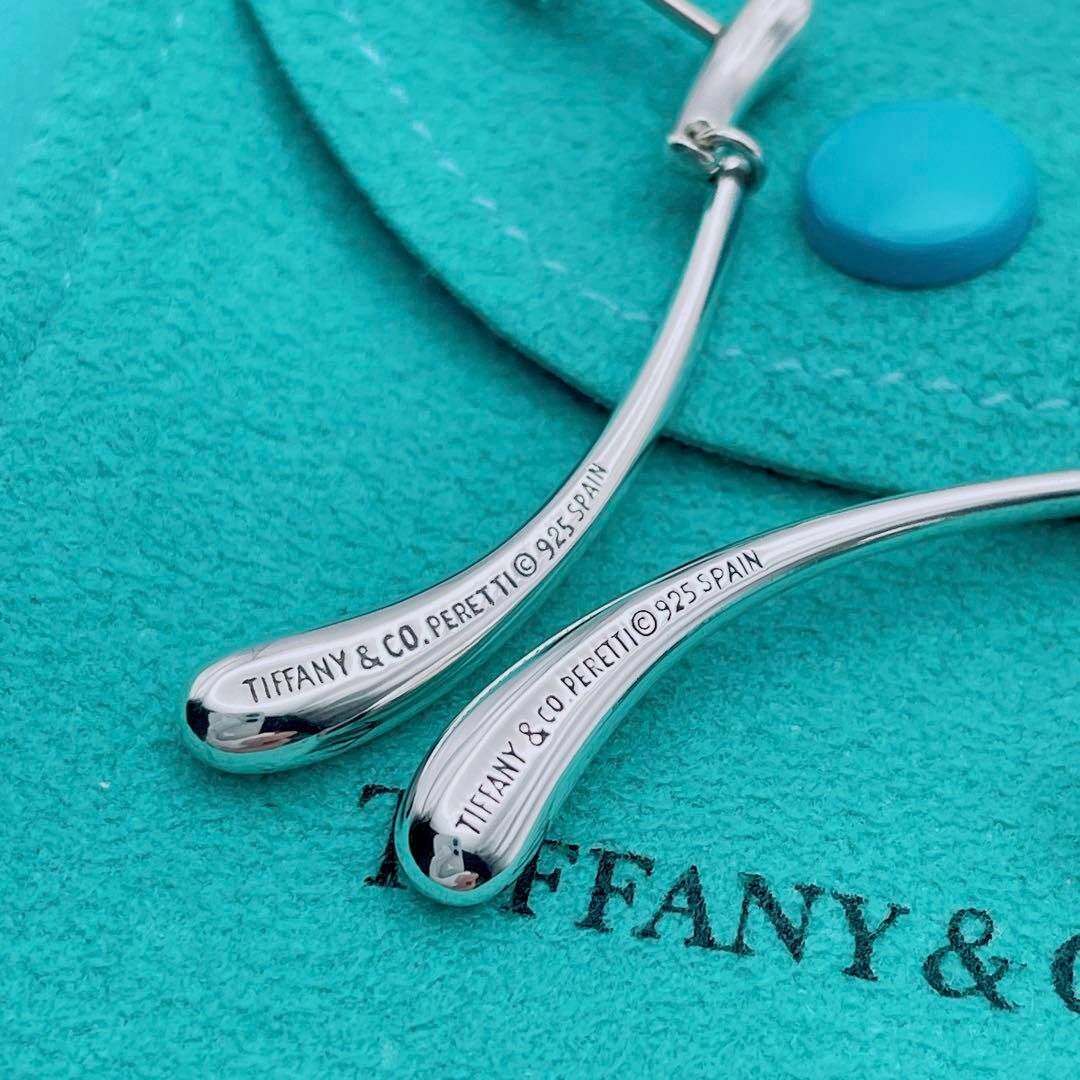 Tiffany & Co.(ティファニー)の【極美品】Tiffany & Co ピアス　ティアドロップ　ロング　スイング レディースのアクセサリー(ピアス)の商品写真