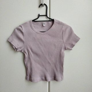 ユニクロ(UNIQLO)のユニクロ　リブクロップドT(Tシャツ(半袖/袖なし))