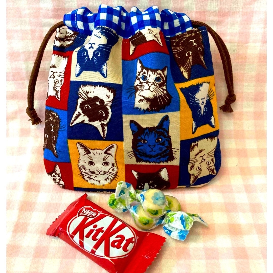 カラフルねこ☆ハンドメイド☆巾着☆フェイス ハンドメイドのファッション小物(その他)の商品写真