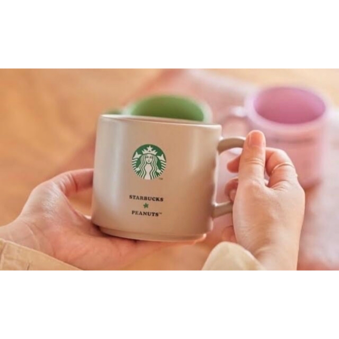 Starbucks(スターバックス)の新品　スタバ　スヌーピー　マグカップ　スタッキングマグ　2個セット インテリア/住まい/日用品のキッチン/食器(グラス/カップ)の商品写真